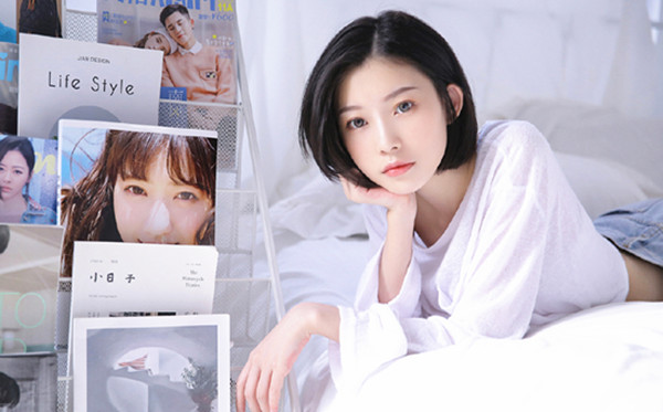 第一次带0 0年温 顺小女 友回 家过 夜 扣 上 进 入